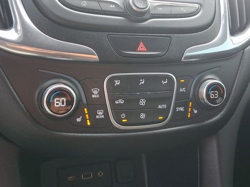 Used 2019 Chevrolet Equinox LT AWD/4WD image 15