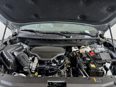 Used 2025 Cadillac XT6 Premium Luxury image 37