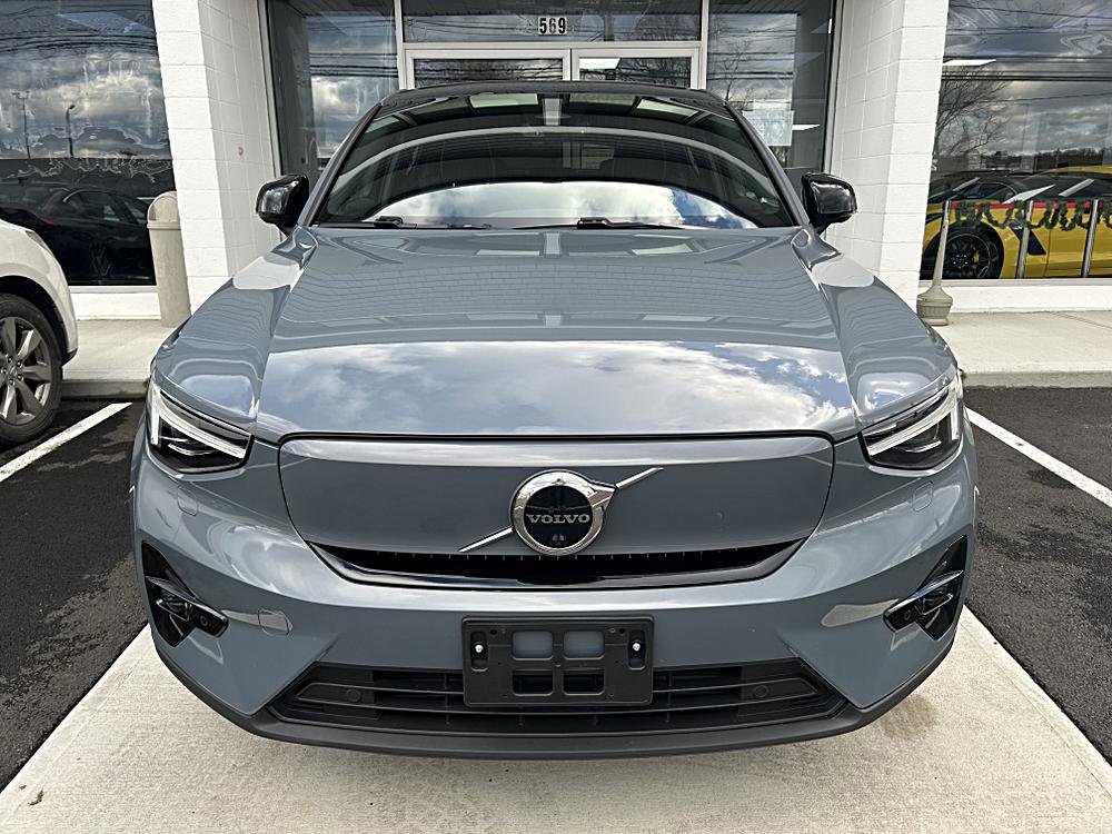 Used 2023 Volvo C40 P8 Recharge Ultimate AWD/4WD image 2