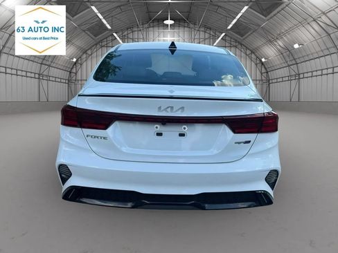 Used 2023 Kia Forte GT-Line w/ GT-Line Technology Package FWD image 4
