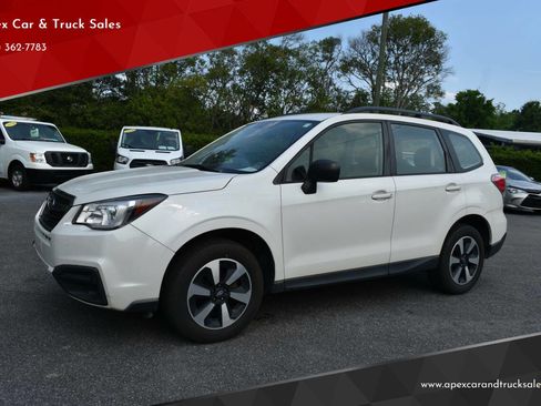 Used 2018 Subaru Forester 2.5i w/ Alloy Wheel Package AWD/4WD image 1