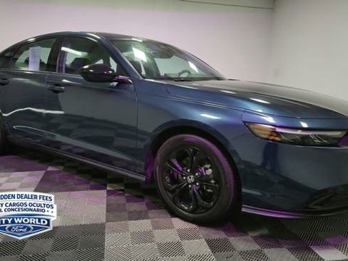 Used 2025 Honda Accord SE image 8
