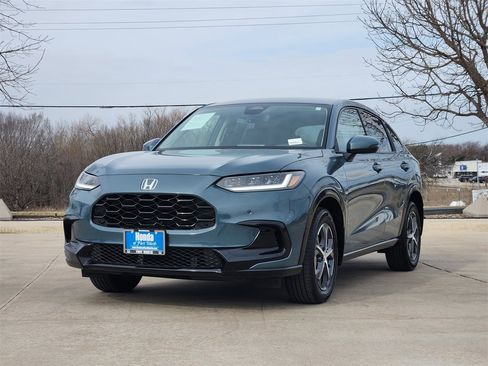 Certified 2024 Honda HR-V EX-L image 3