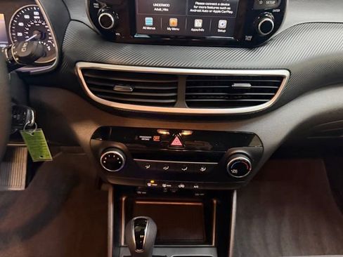 Certified 2021 Hyundai Tucson SE image 32