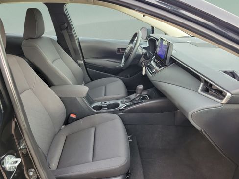 Used 2024 Toyota Corolla LE FWD image 25