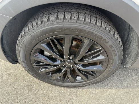 Used 2022 Kia Telluride SX w/ SX Prestige Package AWD/4WD image 7