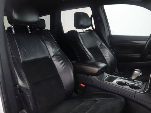 Used 2017 Jeep Grand Cherokee Altitude AWD/4WD image 19