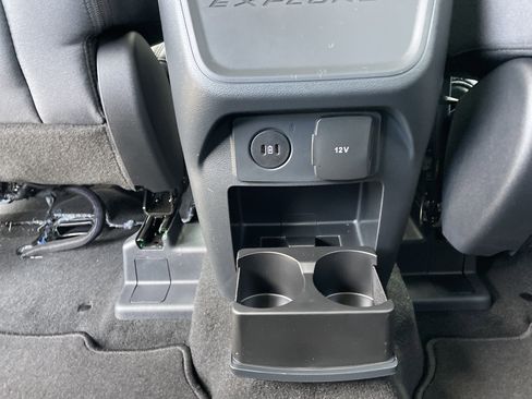 New 2026 Ford Explorer Active image 32