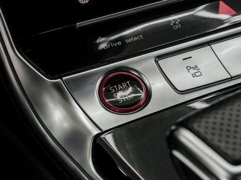 Used 2021 Audi RS 7 Sportback w/ Carbon Optic Package image 26