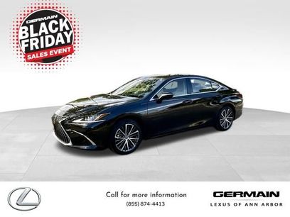 Used 2025 Lexus ES 300h w/ Premium Package
