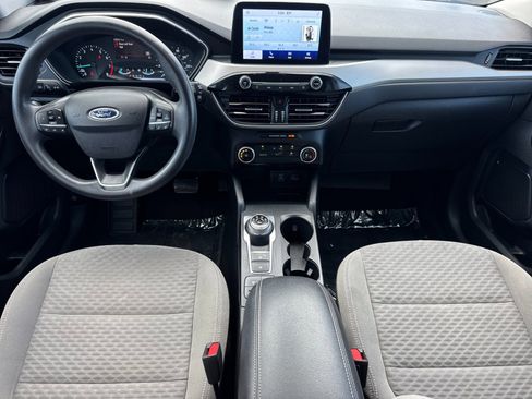Used 2022 Ford Escape SE image 12