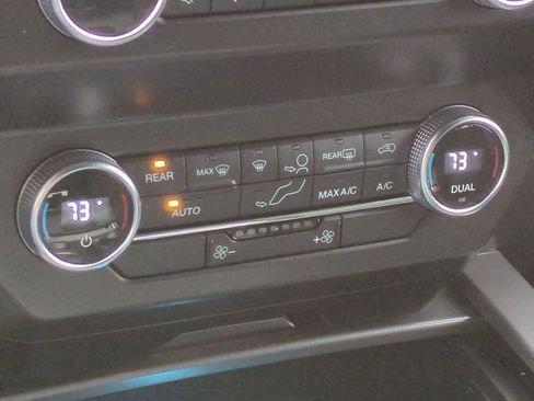 Used 2021 Ford Expedition XLT w/ Black Accent Package image 25