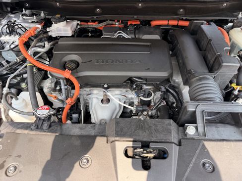 Used 2024 Honda CR-V Sport Touring image 28