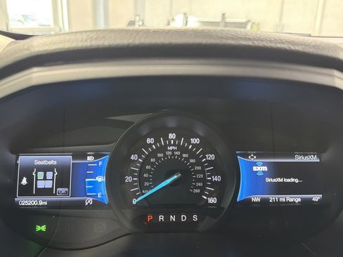 Used 2023 Ford Edge SE w/ Black Appearance Package image 12