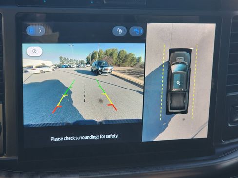 Used 2025 Ford F150 Raptor image 22