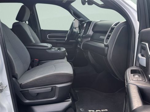 Used 2024 RAM 2500 Big Horn image 51