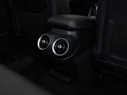 Used 2021 Alfa Romeo Stelvio Ti w/ Nero Edizione image 40