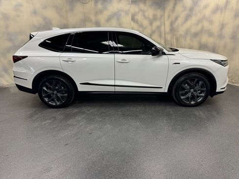 Used 2023 Acura MDX A-Spec image 9