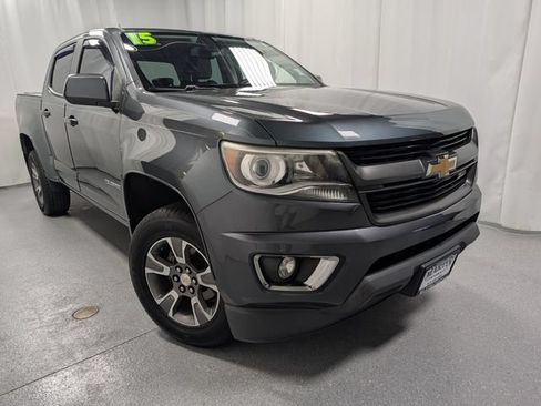 Used 2015 Chevrolet Colorado Z71 AWD/4WD image 2