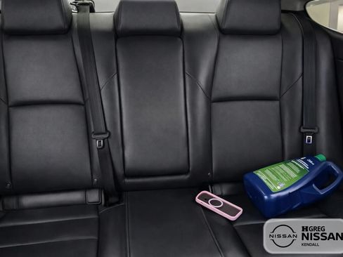 Used 2018 Honda Accord LX image 9