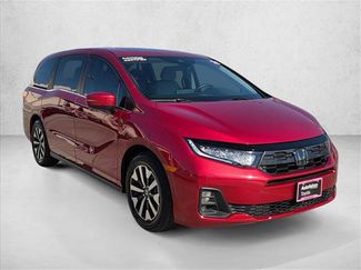 Used 2025 Honda Odyssey EX-L video 3