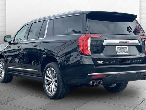 Used 2023 GMC Yukon XL Denali AWD/4WD image 10