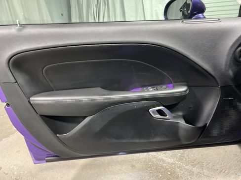 Used 2016 Dodge Challenger R/T Scat Pack RWD image 21