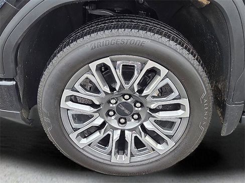 Certified 2024 GMC Sierra 1500 Denali Ultimate image 9