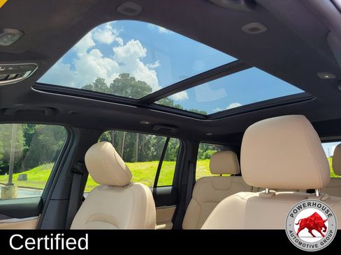 Used 2024 Jeep Grand Cherokee Limited RWD image 24