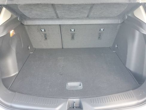 Certified 2023 Buick Encore GX Preferred w/ Cold Weather Comfort Package FWD image 7