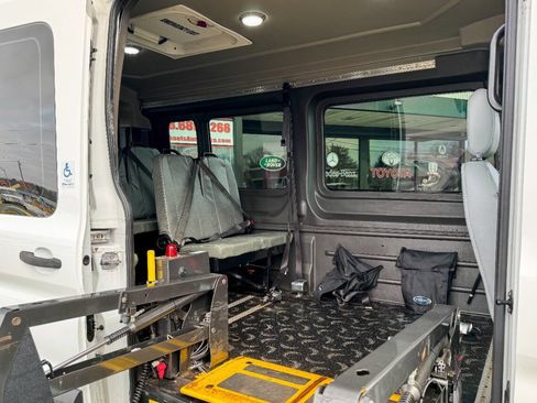 Used 2016 Ford Transit 250 148 Medium Roof image 9