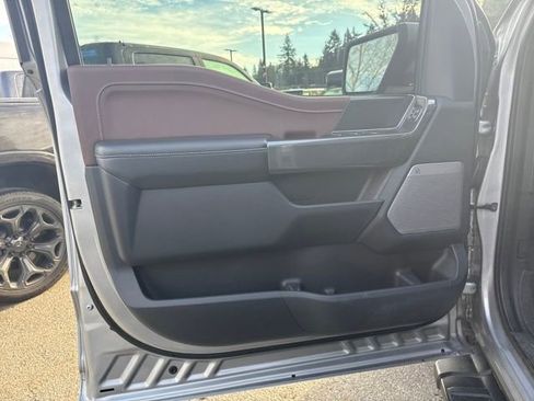 Used 2022 Ford F150 Lariat w/ Equipment Group 502A High image 17