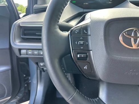 Used 2024 Toyota Prius XLE FWD image 20