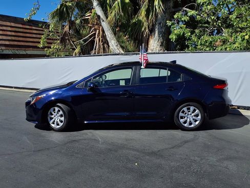 Used 2020 Toyota Corolla LE w/ Carpet Mat Package (TMS) image 3