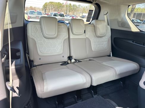 New 2026 Nissan Armada Platinum Reserve image 15