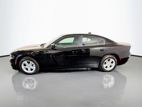 Used 2023 Dodge Charger SXT RWD image 6