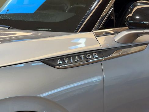 Used 2023 Lincoln Aviator Reserve image 7