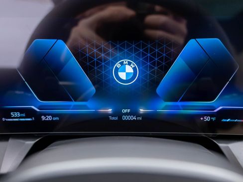 New 2026 BMW X3 xDrive30 w/ Premium Package AWD/4WD image 21