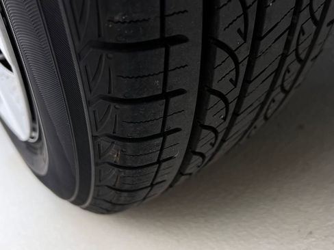 Used 2023 Toyota Corolla LE image 28