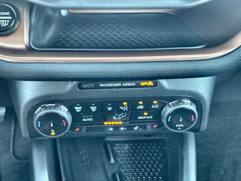 Used 2023 Ford Bronco Sport Outer Banks w/ Tech Package AWD/4WD image 19