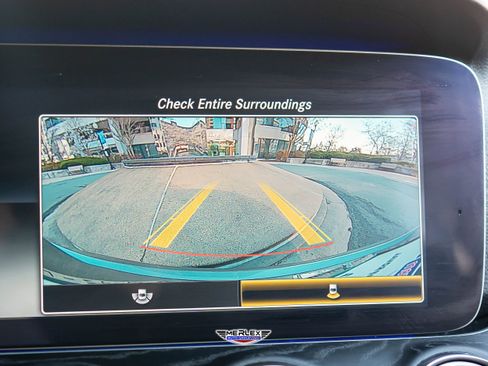 Used 2019 Mercedes-Benz E 300 4MATIC w/ Premium 1 Package image 32