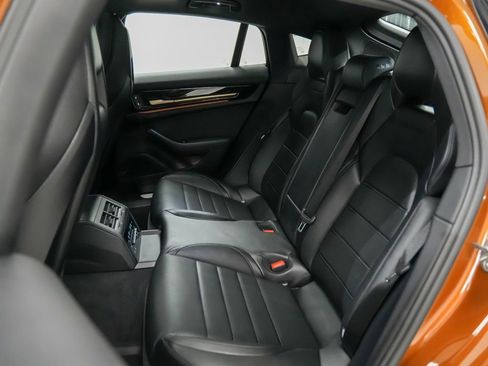 Certified 2025 Porsche Panamera 4 AWD/4WD image 16
