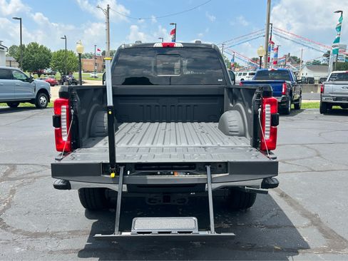 New 2026 Ford F250 Lariat w/ Lariat Ultimate Package AWD/4WD image 5