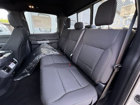 New 2026 Ford F150 XLT w/ Equipment Group 302A MID AWD/4WD image 24