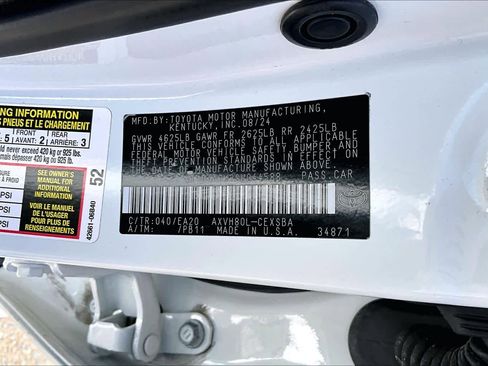 Used 2025 Toyota Camry SE FWD image 36