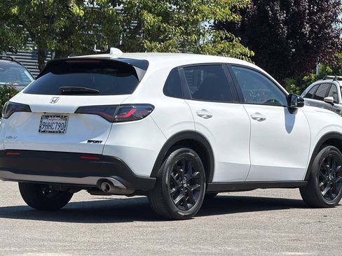 Used 2024 Honda HR-V Sport image 4