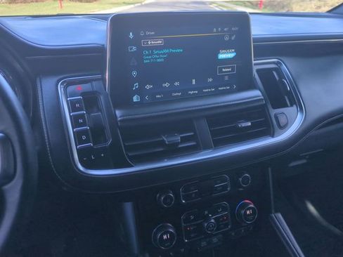 Used 2023 Chevrolet Suburban Premier AWD/4WD image 35