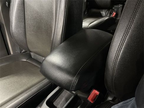 Used 2020 Ford Transit Connect XL image 25