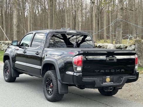 Used 2019 Toyota Tacoma TRD Pro w/ Desert Air Intake Package AWD/4WD image 15