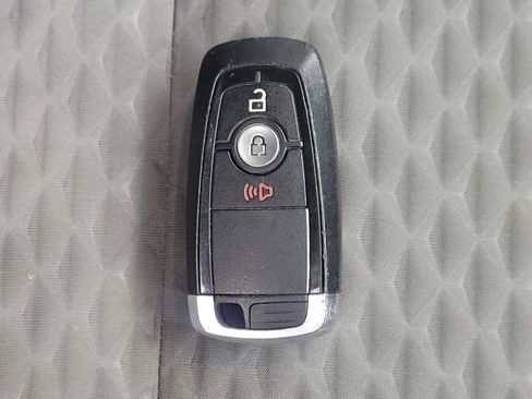 Used 2020 Ford Escape SE AWD/4WD image 32